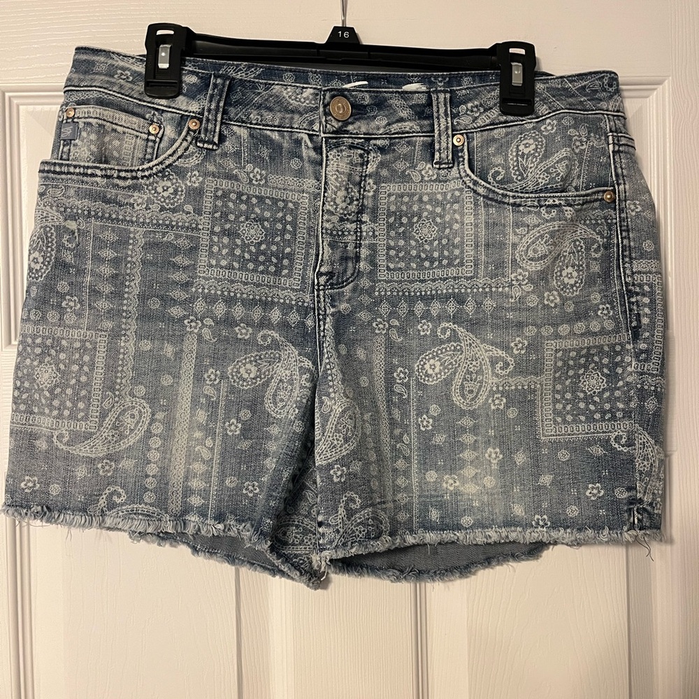Seven7 Light Blue Paisley Jean Shorts